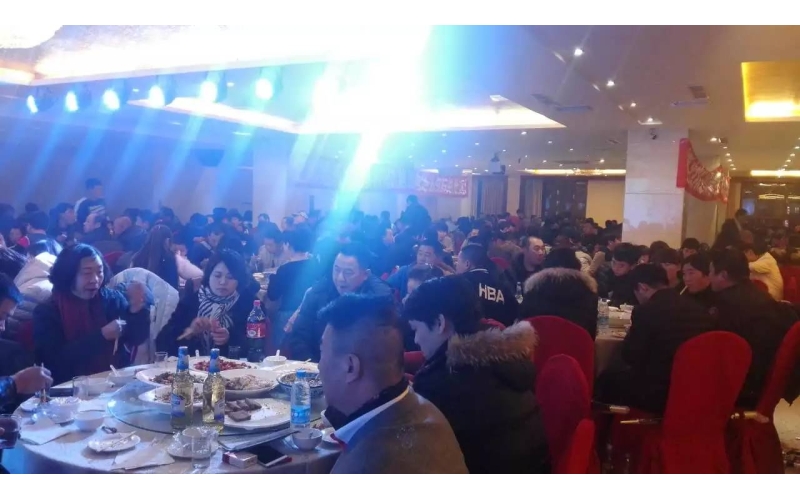 旭派電池遼寧錦州答謝會(huì)500多人參加，場(chǎng)面火熱...